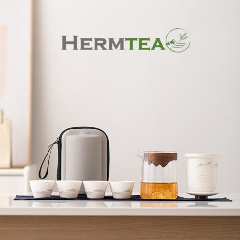 Still Waters · Portable Glass Gongfu Tea Set (4 Cups) | HermTEA